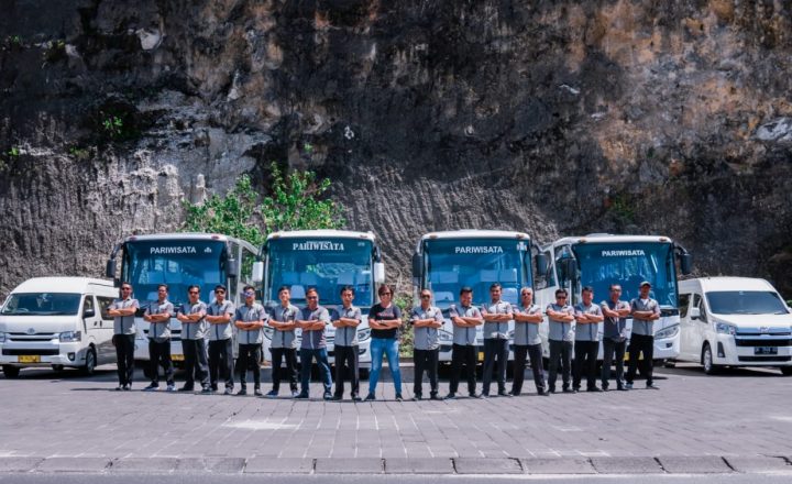 sewa bus bali
