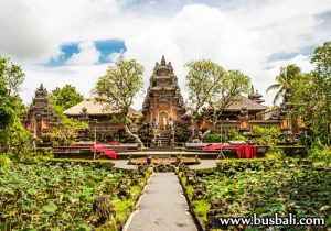 Taman-Saraswati-Puri-Saren-Agung