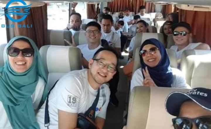 Tour di Bali dengan Bus