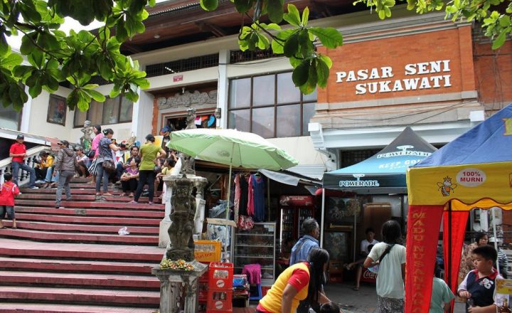 pasar-seni-sukawati-busbali.com_