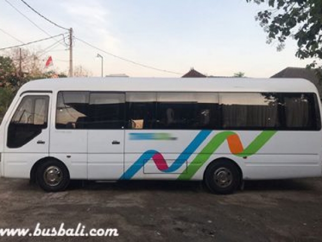 sewa-minibus-20-seat2
