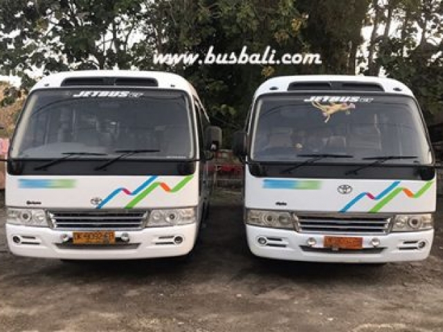 sewa-minibus-20-seat3