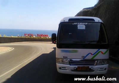 sewa-minibus-20-seat5
