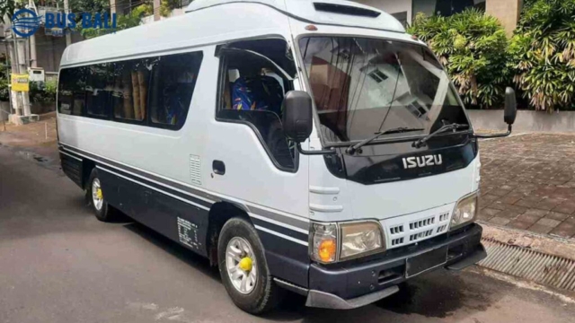 Sewa minibus 19 seat
