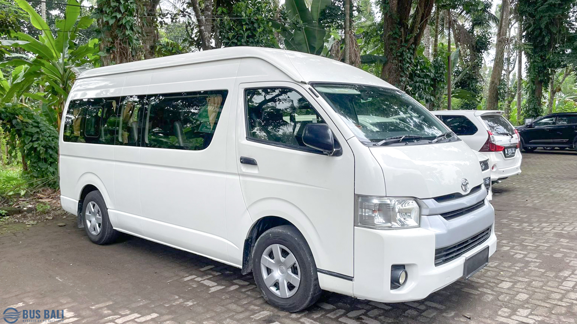 Sewa Hiace Bali (1)